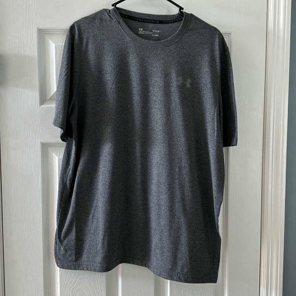 Mens Under Armour Large threadborne